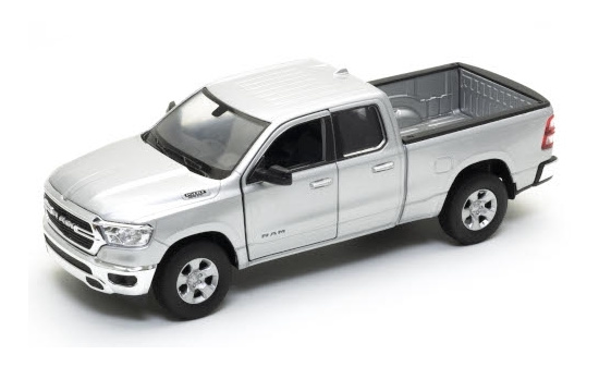 Welly 24104WSILVER RAM 1500, silber, Maßstab 1:27, 2019 1:24