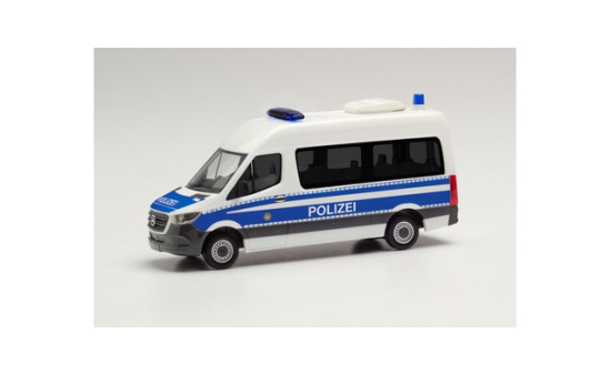 Herpa 096393 Mercedes-Benz Sprinter `18 Kasten HD Bearbeitungskraftwagen Bereitschaftspolizei
Berlin - Vorbestellung 1:87