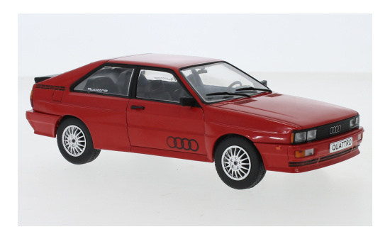 WhiteBox 124064 Audi quattro, rot, 1980 1:24