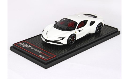 BBR BBRC228D Ferrari SF90 Stradale - Avus white 1:43