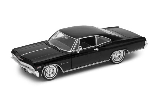 Welly 22417LR-BLACK Chevrolet Impala SS 396 Tuning, schwarz, 1965 1:24