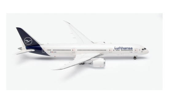 Herpa 572033 Lufthansa Boeing 787-9 Dreamliner D-ABPA Berlin 1:200