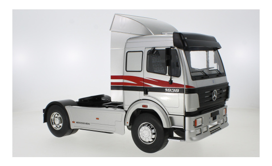 MCG MCG18136 Mercedes 1838 SK II - silber , Dekor - Vorbestellung 1:18