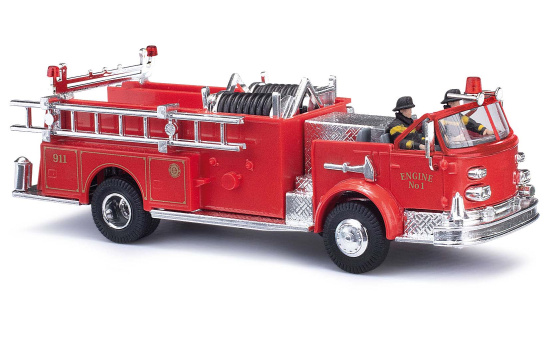 Busch 46032 LaFrance Pumper mit Fahrer - Vorbestellung 1:87