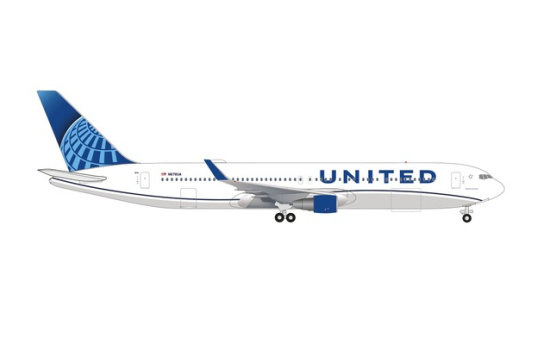 Herpa 536127 United Airlines Boeing 767-300 N676UA 1:500